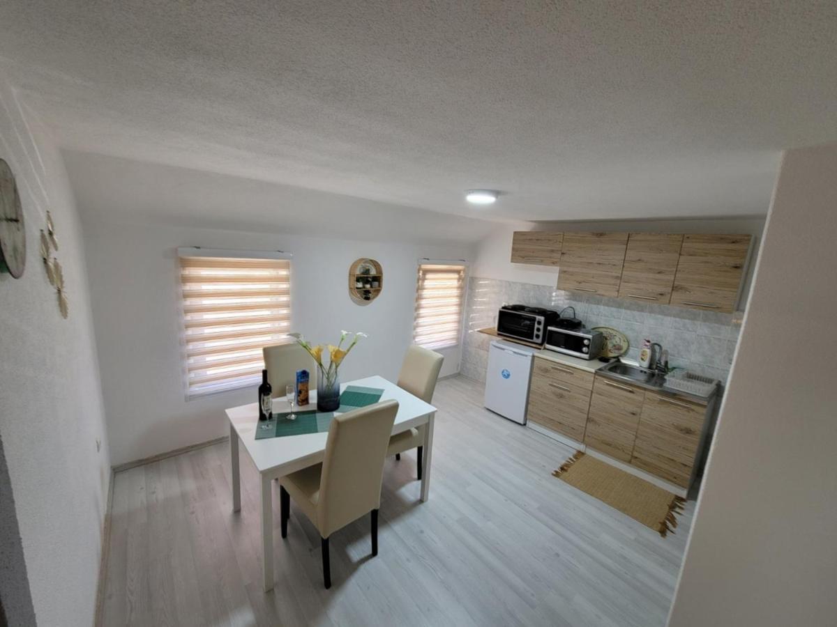 Apartments Daris Мостар Экстерьер фото